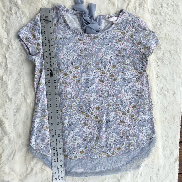 LC Lauren Conrad Floral Eyelash Lace Trimmed Top With Tie Bow - Picture 5 of 7